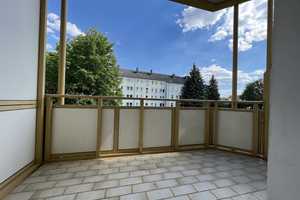 Wir sanieren für Sie ... schon heute Wohnung sichern .... – Lortzingstraße 103, 9119 Chemnitz – Vorschaubild 1