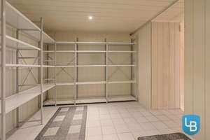 Charmantes Reihenmittelhaus mit Stellplatz in Kiel-Elmschenhagen! – Die vollständige Adresse der Immobilie erhältst du vom Anbieter., 24147 Elmschenhagen, Kiel – Vorschaubild 24