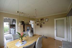 Zweifamilienhaus mit Baupotenzial im Garten – Die vollständige Adresse der Immobilie erhältst du vom Anbieter., 90455 Kornburg, Worzeldorf, Nürnberg – Vorschaubild 2