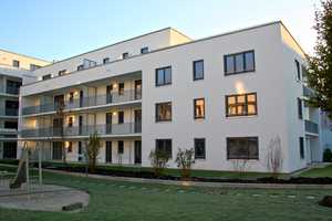 Neuwertig! 3-Zimmer-Wohnung mit Terrasse u. EBK in wunderschöner Parkanlage – Agnes-Bernauer-Straße 189, 80687 München – Vorschaubild 11
