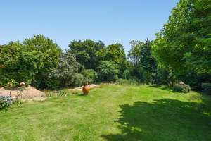 Charmantes Zuhause mit Garten in angenehmer Wohnlage von Meerbusch-Büderich – Die vollständige Adresse der Immobilie erhältst du vom Anbieter., 40667 Meerbusch – Vorschaubild 17