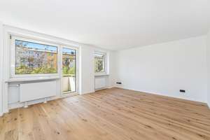 Für den Käufer provisionsfrei: Stilvoll renovierte 4,5 Zimmerwohnung mit zwei Balkonen!
