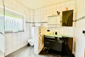 Traumhaftes Wohnen auf einer Etage mit ebenerdigem Grundstück in einer Sackgasse – Märkischer Kreis – Vorschaubild 13