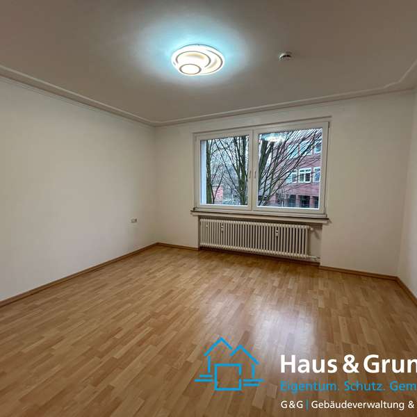 *** helle, schöne 3-Zimmer-Wohnung mit Balkon, Aachen-Innenstadt ***