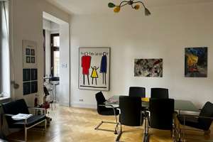 Ein vollkommener Altbautraum mit Ausblick/ Balkon auf den Marktplatz! – Marktstraße 9, 65183 Mitte, Wiesbaden – Vorschaubild 9