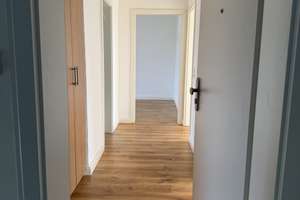 Helle 3-Zimmer Wohnung mit Balkon im 2. OG in Bochum Hiltrop – Dietrich-Benking-Straße 94, 44805 Bergen/Hiltrop, Bochum – Vorschaubild 3