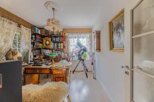 Aufwendig modernisiertes Einfamilienhaus in Sackgassenlage – Die vollständige Adresse der Immobilie erhältst du vom Anbieter., 25746 Heide – Vorschaubild 10