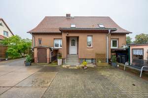 großes Einfamilienhaus mit Nebengebäude, Terrasse und Garten – Die vollständige Adresse der Immobilie erhältst du vom Anbieter., 38486 Kunrau – Vorschaubild 2