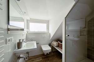Sanierte möbl. Dachgeschosswhg. in St.Pauli - Hamburg! – Breite Straße 104-108, 22767 Altona-Altstadt, Hamburg – Vorschaubild 7