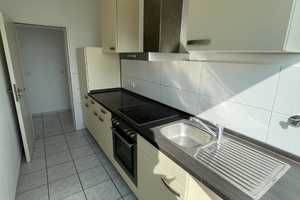Schöne 2-Zimmer-Wohnung mit Einbauküche und Balkon in Anderter Straße, Hannover – Anderter Straße 3, 30629 Hannover – Vorschaubild 2