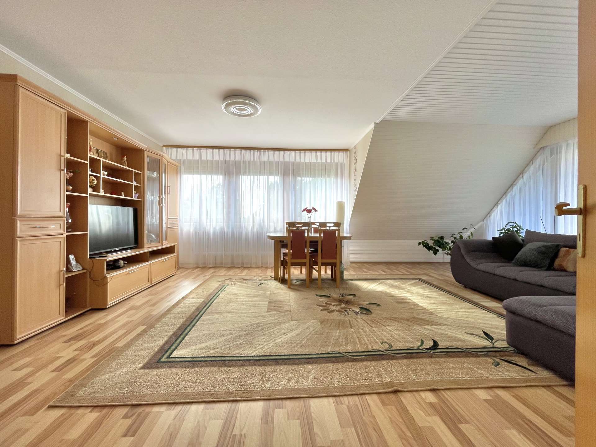 Immobilie in Oldendorf - Familientraum mit Einliegerwohnung & großem Garten – Ihr neues Zuhause in Oldendorf - Bild 11