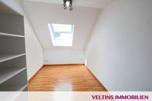 F-Praunheim: Loftartige 3,5-Zimmer-Maisonette-Wohnung mit Parkplatz, großem Balkon und Fernblick – 60488 Praunheim, Frankfurt am Main – Vorschaubild 7