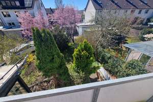 Sonnendurchflutetes XXL-Reiheneckhaus mit großer Garage in ruhiger Altdorf-Wohnlage – Die vollständige Adresse der Immobilie erhältst du vom Anbieter., 90518 Altdorf bei Nürnberg – Vorschaubild 16