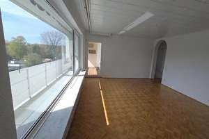 Helle freundliche 3 Zimmer Wohnung in ruhiger Lage