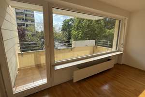 Zwei Zimmer Wohnung in Heidelberg Handschuhsheim: Helle Wohnung mit 2 Balkon und Stellplatz  – Die vollständige Adresse der Immobilie erhältst du vom Anbieter., 69121 Handschuhsheim, Heidelberg – Vorschaubild 3