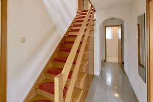 Gepflegtes 5-Zimmer-Einfamilienhaus mit Doppelgarage und 4 Stellplätzen! – Die vollständige Adresse der Immobilie erhältst du vom Anbieter., 89367 Waldstetten – Vorschaubild 9