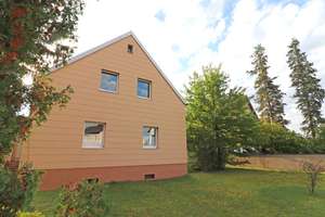 Haus mit Potenzial! Günstiges Renovierungsobjekt mit Nebengebäude & idyllischem Garten
 – Die vollständige Adresse der Immobilie erhältst du vom Anbieter., 92694 Etzenricht – Vorschaubild 2