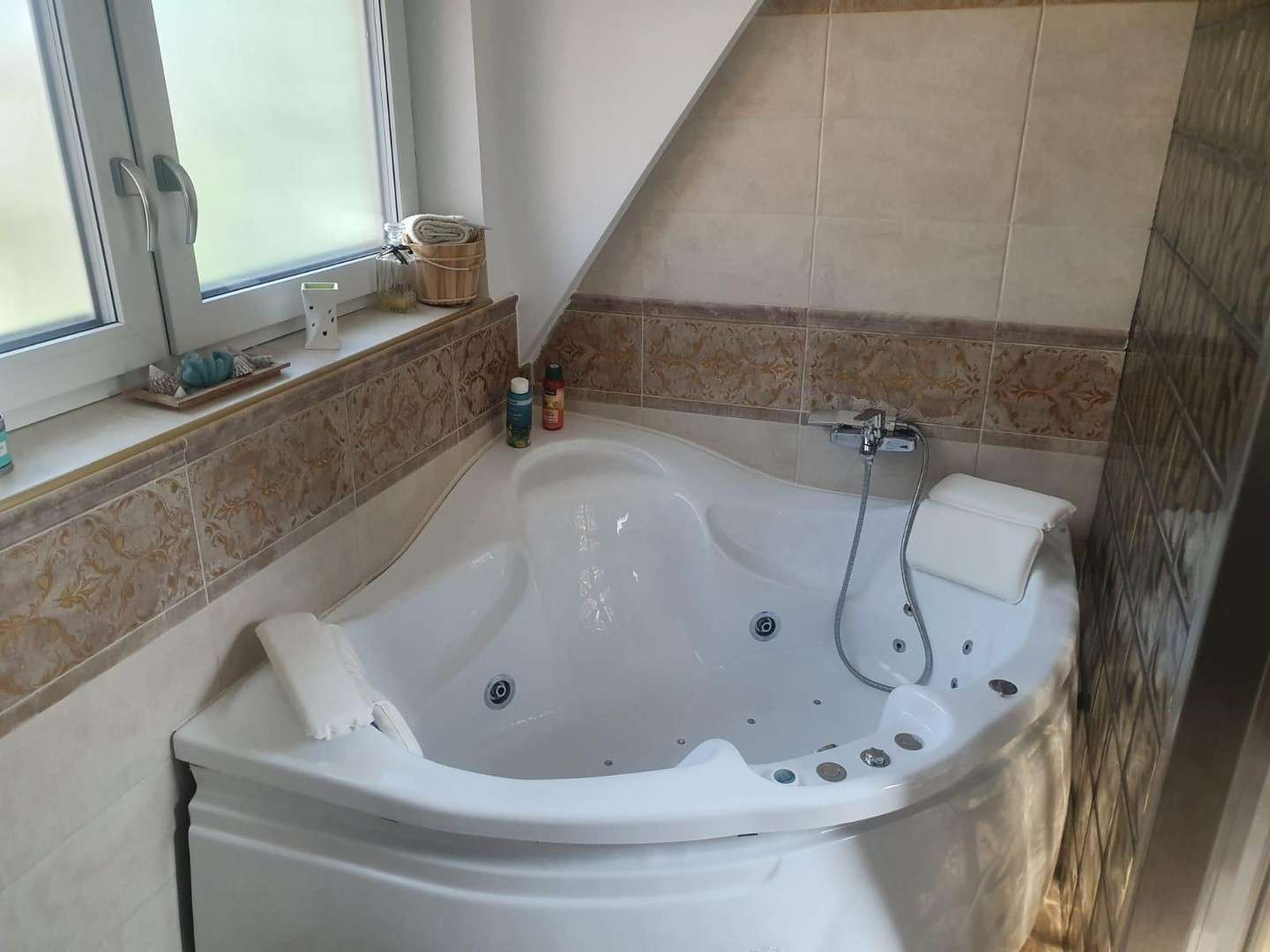 Immobilie in Hasbergen - Modernisiertes Einfamilienhaus mit 799 m² Grundstück, Wintergarten & A+ Energieeffizienz - Bild 12