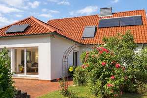 Einziehen & Wohlfühlen: Modernes Einfamilienhaus mit Gartenidylle
***4266 G Schröttinghausen