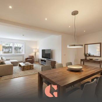 Moderne Wohnung über zwei Ebenen mit Süd-/Ost-Balkon