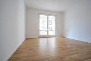 ** 3-Raum-Wohnung mit EBK, Balkon & Loggia im Herzen der Stadt ** – Die vollständige Adresse der Immobilie erhältst du vom Anbieter., 1067 Innere Altstadt, Dresden – Vorschaubild 4