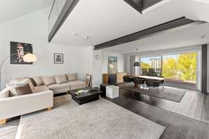 EXKLUSIVES 5 METER-GALERIE-DACH -mit Weitblick - herrschaftlicher Altbau- direkt an der Spree – Die vollständige Adresse der Immobilie erhältst du vom Anbieter., 10179 Mitte (Ortsteil), Berlin – Vorschaubild 10