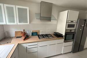 2 Zimmerwohnung in Ruhiger 2.ter Baureihe von Bad-Cannstatt moderne Ausstattung