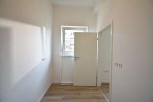 Frisch renoviert! Zentrale 2-Zi-Whg zu vermieten – Worringer Straße 77, 40211 Stadtmitte, Düsseldorf – Vorschaubild 6