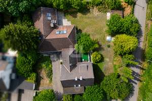 WINDISCH - Zwei Häuser auf großem Grundstück mit Entwicklungspotential in Ortsrandlage v. Gröbenzell – Die vollständige Adresse der Immobilie erhältst du vom Anbieter., 82194 Gröbenzell – Vorschaubild 6