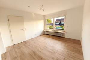 Modernisiertes Haus mit Balkon, Garage, Garten und Weitblick! – Die vollständige Adresse der Immobilie erhältst du vom Anbieter., 42111 Barmen, Wuppertal – Vorschaubild 12