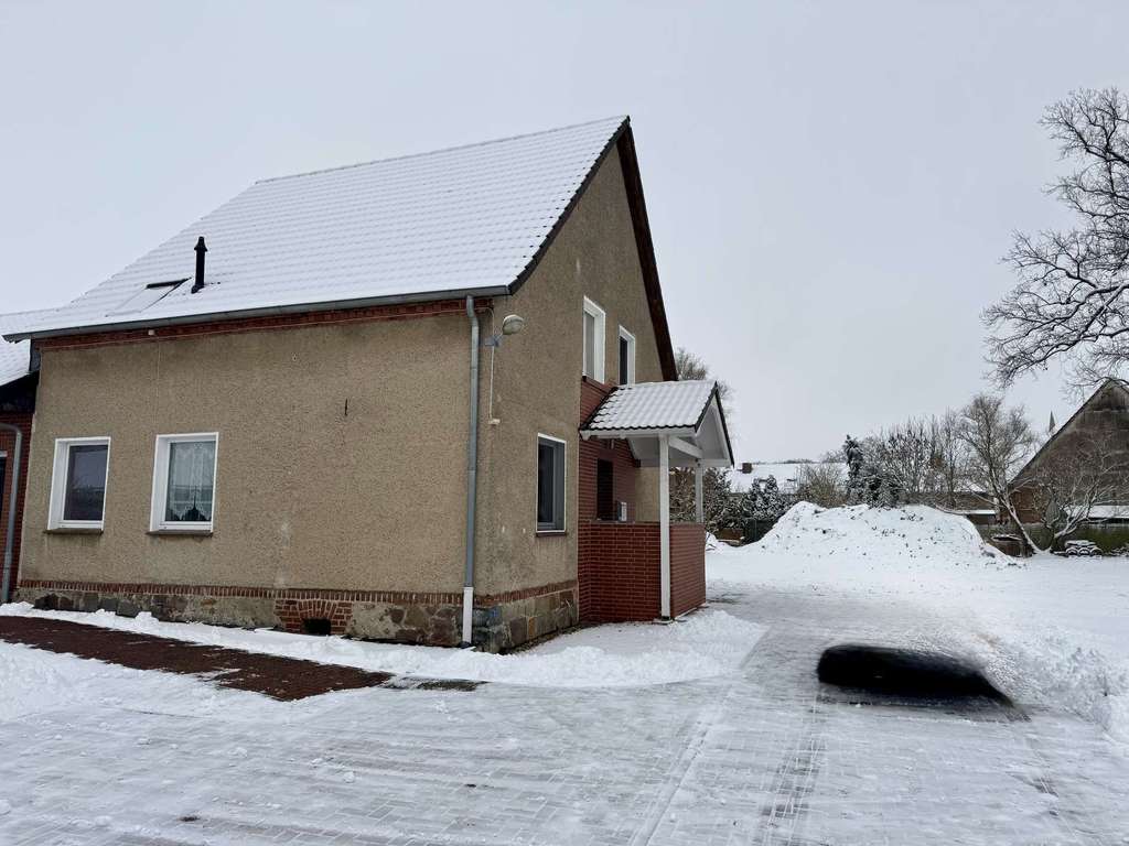 Immobilie in Beetzendorf - Ruhe, Natur, Zuhause - Doppelhaushälfte auf dem Land - Bild 0