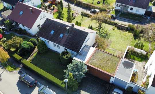 1-2-Familienhaus in sonniger und ruhiger Aussichtslage in Pliezhausen