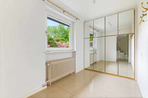 Hohe Privatsphäre in Ammersbek-Bünningstedt. 6-Zimmer mit ca. 2.100 m² parkähnlichem Südgrundstück. – Die vollständige Adresse der Immobilie erhältst du vom Anbieter., 22949 Ammersbek – Vorschaubild 24