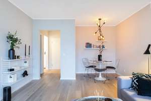 Möblierte stilvolle, sanierte 2-Zimmer-Wohnung mit Balkon in Hamburg – Mittelweg 91, 20149 Harvestehude, Hamburg – Vorschaubild 14