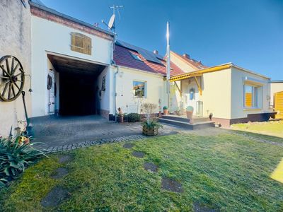 Landlust pur – charmantes Zuhause mit Ferienhaus-Feeling in Neuheim