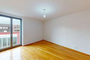 ***Sehr große 4 Zi.-Eigentumswohnung im 1.OG, WE 2a-3 mit Balkon*** – Pfinztalstr. 2a, 76227 Durlach, Karlsruhe – Vorschaubild 15