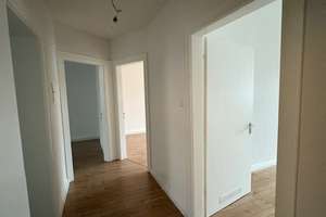 Geräumige 3-ZKB Wohnung in zentraler Lage – Karlstraße 100, 76137 Südweststadt, Karlsruhe – Vorschaubild 12
