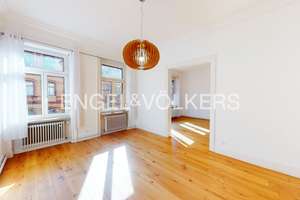 Großzügige Altbauwohnung mit Balkon und Aufzug! – Die vollständige Adresse der Immobilie erhältst du vom Anbieter., 65185 Mitte, Wiesbaden – Vorschaubild 5