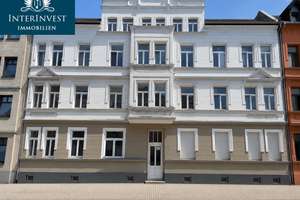 Helle 2-Zimmer-Dachgeschosswohnung mit Balkon und Weitblick in Magdeburg