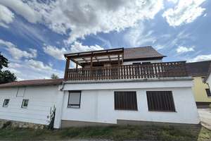 Einfamilienhaus mit zwei Garagen und großer Balkonterrasse – 99869 Seebergen – Vorschaubild 2
