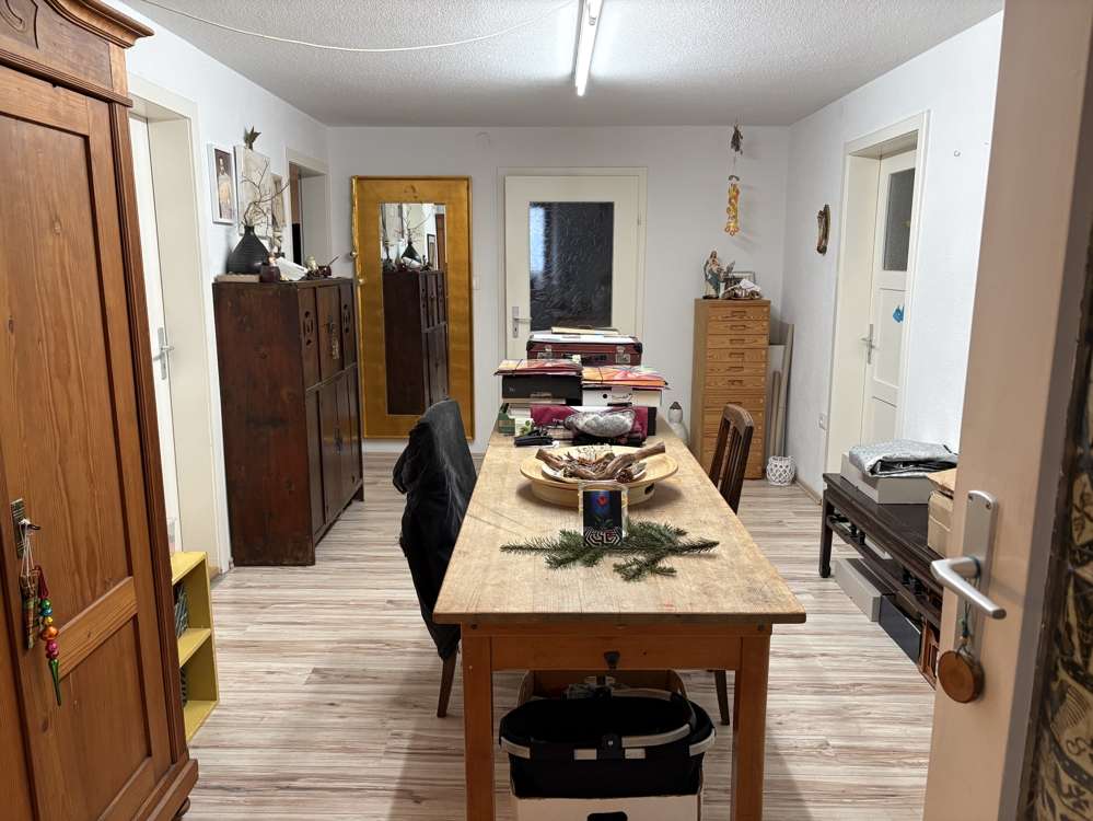 Immobilie in Crailsheim - Großes, vermietetes 2 Familienhaus mit Ausbaumöglichkeit auf ca. 3.361 m² großem Grundstück - Bild 9