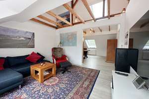 ***Möbliertes und klimatisiertes Dachgeschoss mit Charme*** – 40476 Golzheim, Düsseldorf – Vorschaubild 3