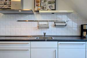 Modernisierte Wohnung "Dachgold" in Meiderich – Die vollständige Adresse der Immobilie erhältst du vom Anbieter., 47137 Mittelmeiderich, Duisburg – Vorschaubild 6