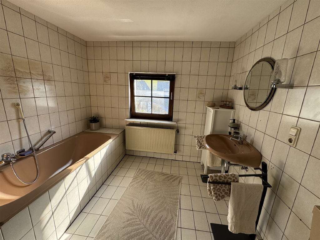 Immobilie in Bergneustadt - Zweifamilienhaus in ruhiger, zentrumsnaher Lage von Bergneustadt - Bild 6