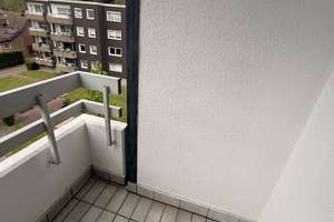 Alltagstaugliche 3,5-Zimmer-Wohnung in Bottrop Süd-West – Essener Straße 121, 46236 Stadtmitte, Bottrop – Vorschaubild 2