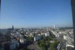 Traumblick über die Stadt-möbliertes Großraumapartment im Ringturm – Die vollständige Adresse der Immobilie erhältst du vom Anbieter., 50668 Neustadt/Nord, Köln – Vorschaubild 1