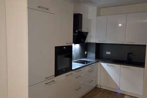 Penthouse: große Terrasse, Nolte-EBK & 2,70 m Deckenhöhe – Donnersbergring 2b, 64283 Mitte, Darmstadt – Vorschaubild 1