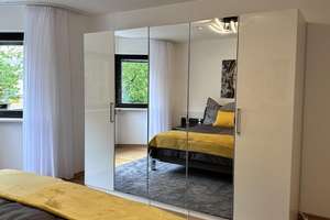 Neben der U-Bahn, komplett möbliert, 3-Zimmer-Wohnung - Wohnen auf Zeit in Milbertshofen – Die vollständige Adresse der Immobilie erhältst du vom Anbieter., 80807 Milbertshofen, München – Vorschaubild 19