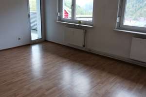 Gepflegte 3 Zimmer Wohnung im 2.OG mit EBK, Balkon in 78148 Gütenbach, WM: PAUSCHAL 710€ – Breiteneckweg 9, 78148 Gütenbach – Vorschaubild 10