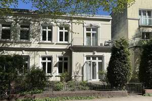 Paradies mit Garten für Liebhaber – Die vollständige Adresse der Immobilie erhältst du vom Anbieter., 22305 Barmbek-Nord, Hamburg – Vorschaubild 1